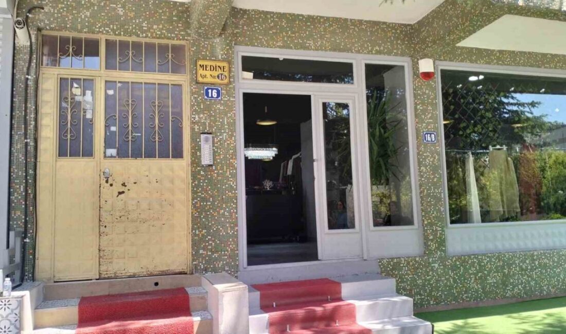 Ankara’da balkondan düşen 1 buçuk yaşındaki çocuk ağır yaralandı Ankara'nın Pursaklar ilçesinde 2.