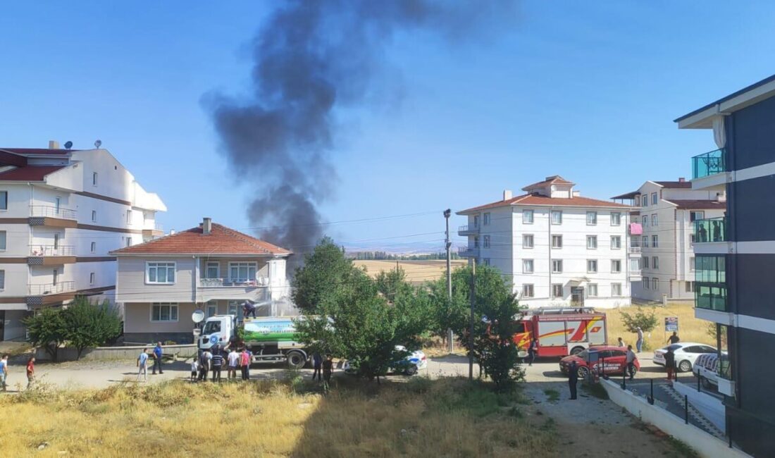 Ankara'nın Akyurt ilçesinde bulunan garajda park halindeki araç, henüz belirlenemeyen