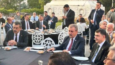 Ankara Etnografya Müzesi'nde düzenlenen iftar programına Milli Eğitim Bakanı Yusuf