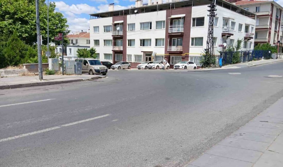 Ankara'da trafikte yol verme
