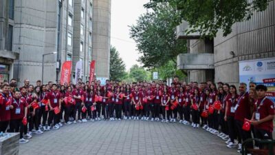 Gençlik ve Spor Bakanı Osman Aşkın Bak, Türkiye'nin sporculardan elde
