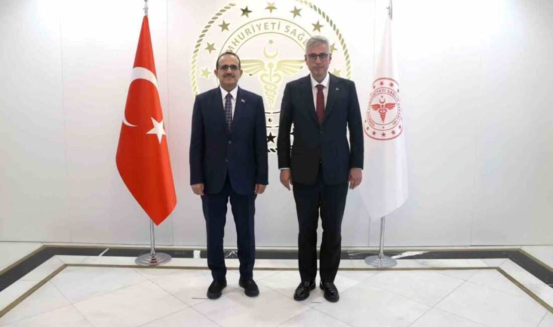 Türkiye Sağlık Bakanı Kemal Memişoğlu, Yemen Sağlık Bakanı Qassem Mohammed