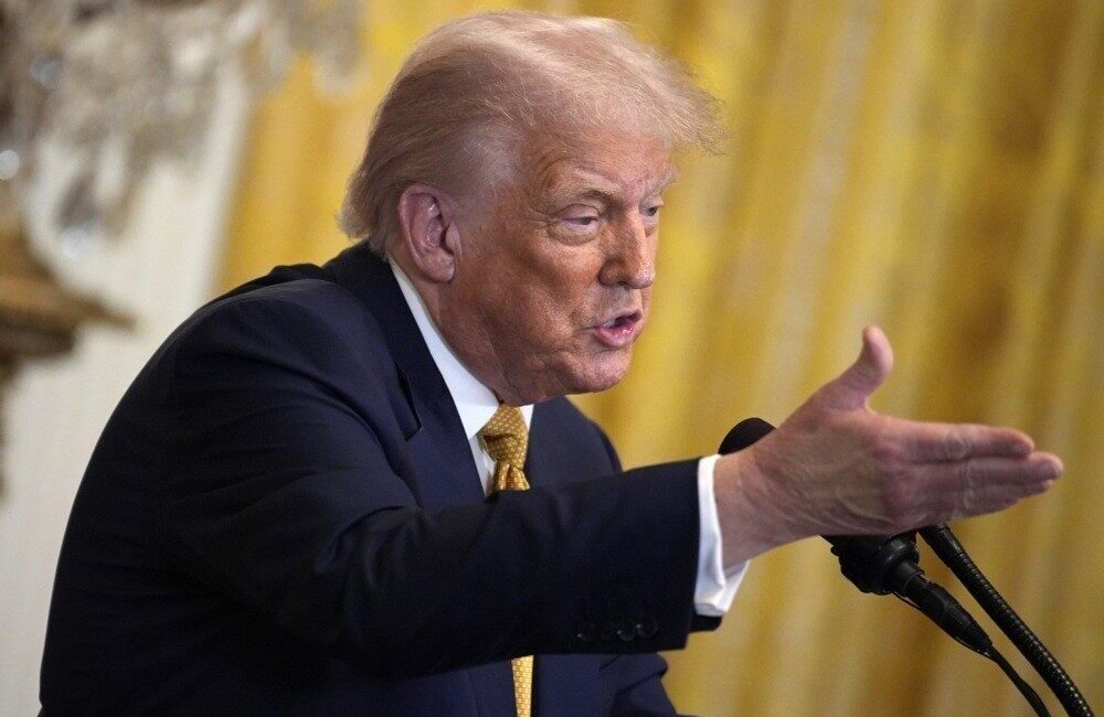 Beyaz Saray, Adalet Bakanlığı'nın Trump'un adının Epstein dosyalarında geçtiğini bildirdiğine