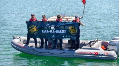 Çekerek Barajı'nda Jandarma ekipleri, 'Kadına El Kalkamaz' sloganıyla KADES projesi