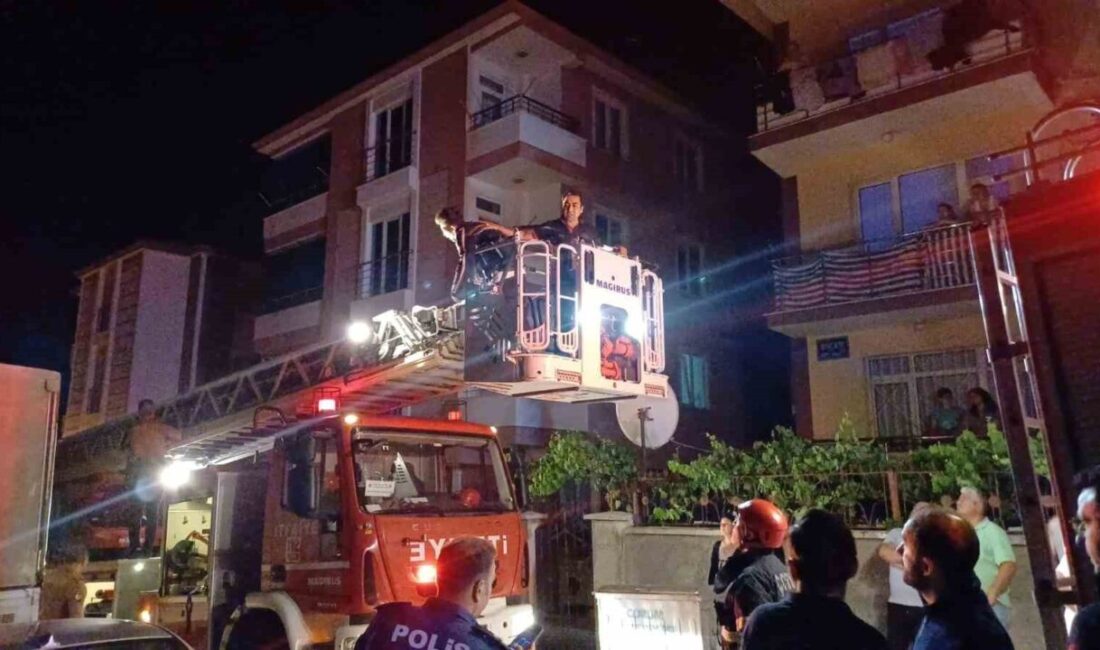Çorum'da Melikgazi Mahallesi'nde çıkan apartman yangını hızlı müdahale ile kontrol