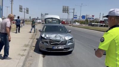 Çorum'da meydana gelen kazada 3 kişi yaralandı. Skoda marka otomobil,