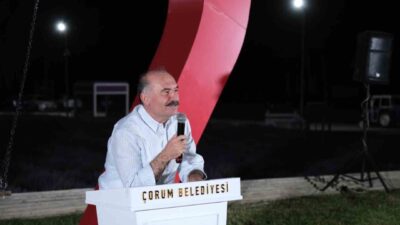 Çorum Belediyesi, lavanta bahçesinde düzenlediği şiir buluşmasıyla vatandaşlara unutulmaz bir