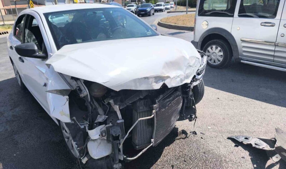 Çorum'un Sungurlu ilçesindeki zincirleme trafik kazasında 8 kişi yaralandı. Olay,