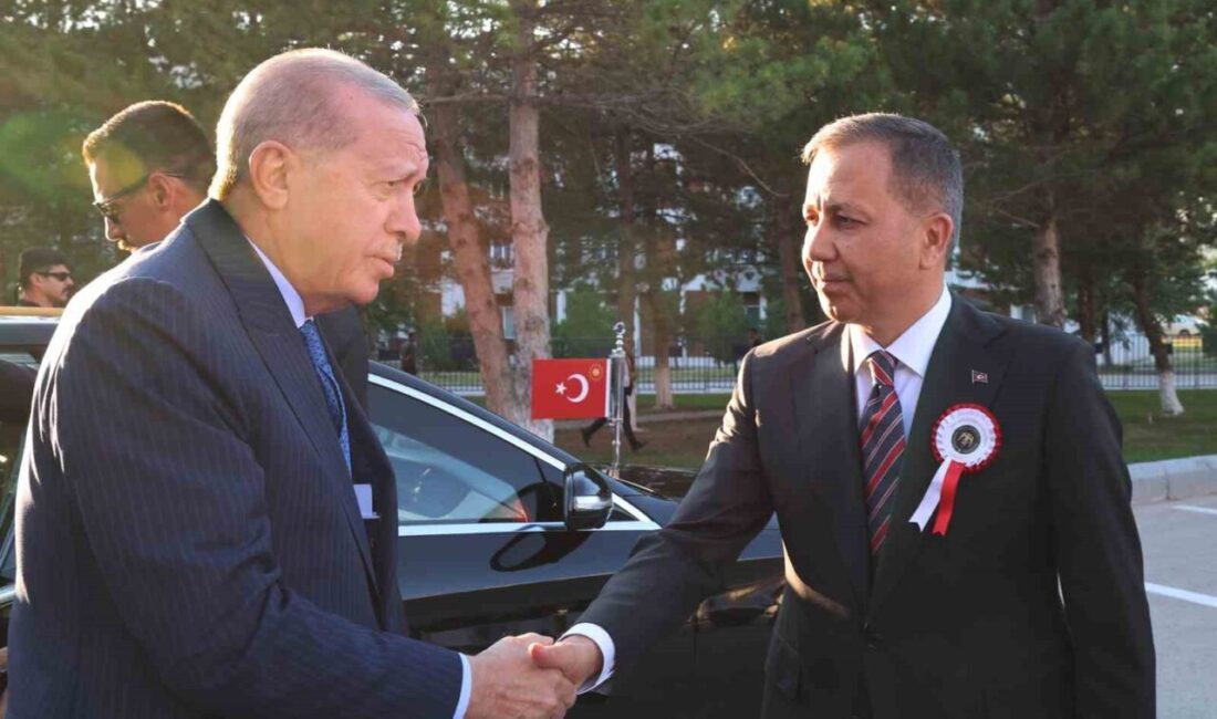 Cumhurbaşkanı Erdoğan, Polis Akademisi mezuniyet töreninde konuşarak, terörsüz Türkiye hedefini