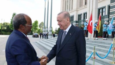 Cumhurbaşkanı Recep Tayyip Erdoğan, Somali Cumhurbaşkanı Hasan Şeyh Mahmud'u Cumhurbaşkanlığı