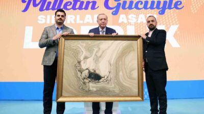 Cumhurbaşkanı Erdoğan, partisinin toplantısında terörsüz Türkiye sürecinin milletin kurtuluşuna yaklaştığını