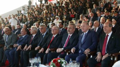 Cumhurbaşkanı Recep Tayyip Erdoğan, KKTC'de yaptığı konuşmada uluslararası topluma KKTC'nin