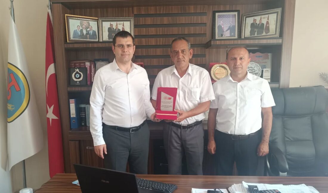 Yerköy Ticaret Borsası (YTB), eğitime verdiği desteklerle ilçede örnek olmaya