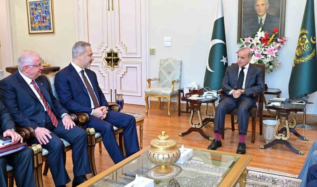 Dışişleri Bakanı Fidan ile Milli Savunma Bakanı Güler, Pakistan Başbakanı Şahbaz Şerif ile görüştü Dışişleri Bakanı Hakan Fidan
