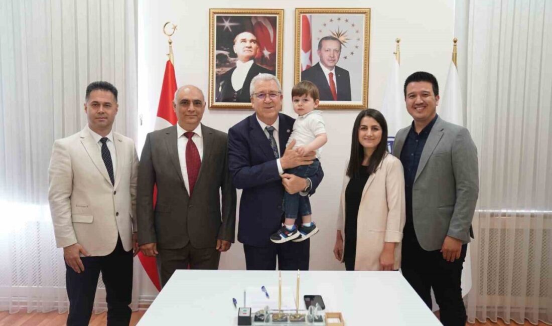 Ege Üniversitesi akademisyenlerinden oluşan multidisipliner bir ekip, "Yapay Zekâ Destekli