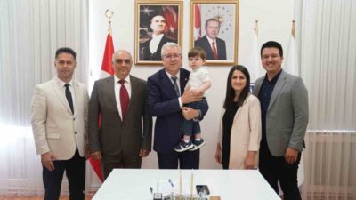 Ege Üniversitesi akademisyenlerinden oluşan multidisipliner bir ekip, "Yapay Zekâ Destekli