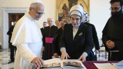 Emine Erdoğan, Vatikan’da Papa 14. Leo ile buluştu. Görüşmede Gazze