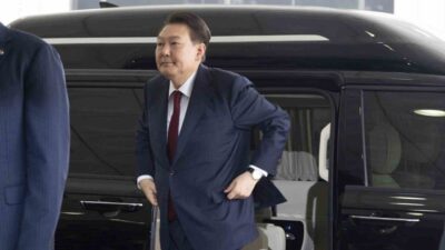 Güney Kore'de eski Devlet Başkanı Yoon Suk Yeol'a manevi tazminat