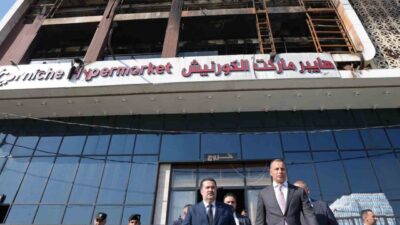Irak Başbakanı Muhammed Şiya Sudani, Kut kentindeki "Hypermarket" alışveriş merkezindeki