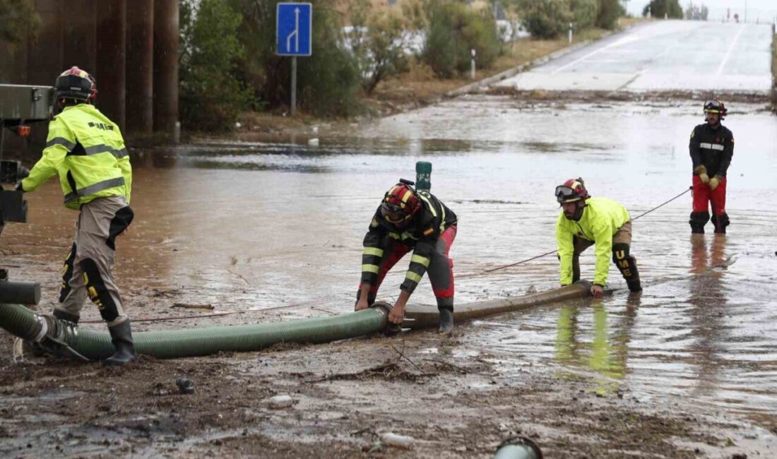 İspanya'nın Zaragoza kentinde etkili olan şiddetli yağışlar sonucu Tarazona kasabasında