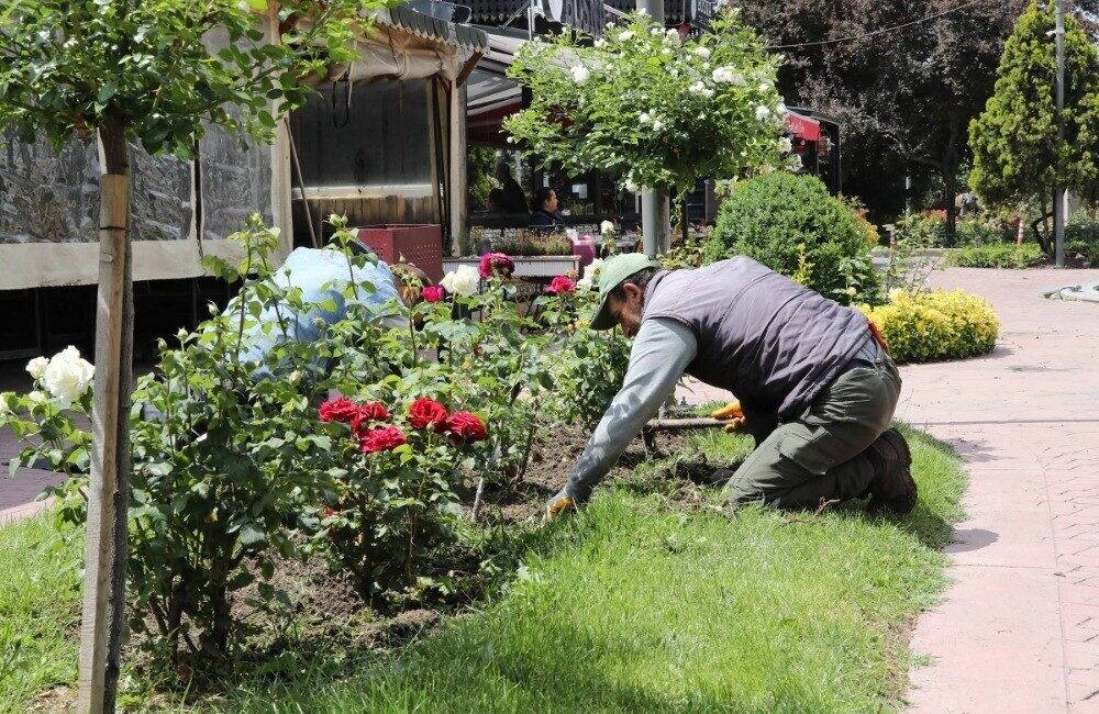 Keçiören’de parklara estetik dokunuş Keçiören Belediyesi, ilçenin her