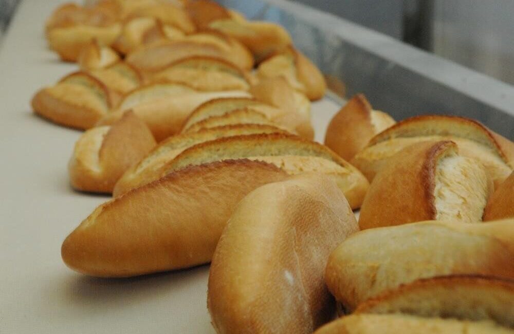 Kırşehir’de 200 gram ekmek 12 TL oldu Kırşehir'de 2025'e ait ekmek