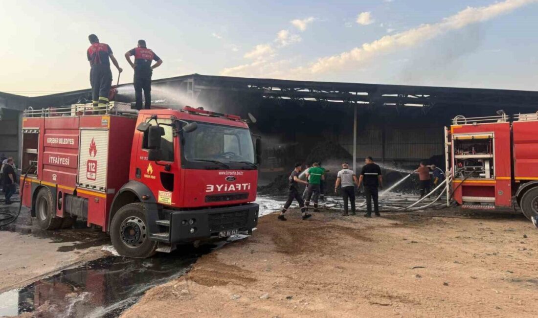 Kırşehir'de Petlas fabrikasında çıkan yangın, Bakan Mehmet Fatih Kacır'ın ziyareti