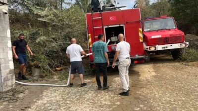 Kosova'nın Prizren kentinde çıkan orman yangınına Mehmetçik de müdahale etti.