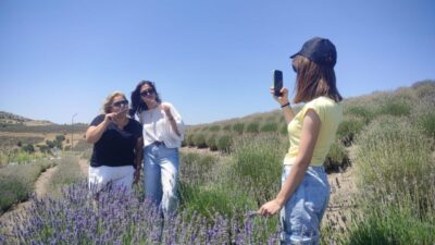 Auran Kozmetik, Çekerek Lavanta Adası'nda doğayla bütünleşen bir etkinlik düzenleyerek