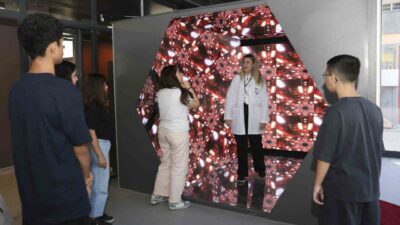 Mersin Büyükşehir Belediyesi'nin Tarsus'ta açtığı Aratos Matematik Evi, matematiği eğlenceli