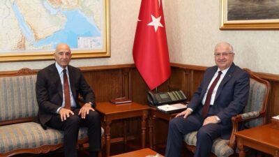 Milli Savunma Bakanı Yaşar Güler, ABD Ankara Büyükelçisi Thomas Joseph