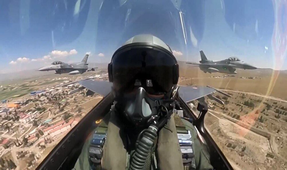 MSB, Erzurum Kongresi'nin 106. yıl dönümü için F-16 uçakları ile