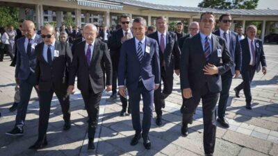 CHP Genel Başkanı Özgür Özel ve eski Genel Başkan Kemal
