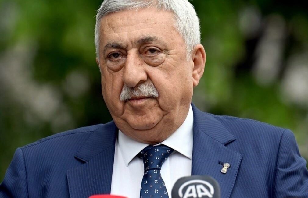 TESK Genel Başkanı Bendevi Palandöken, yurtdışında yaşayan Türk vatandaşlarının yaz