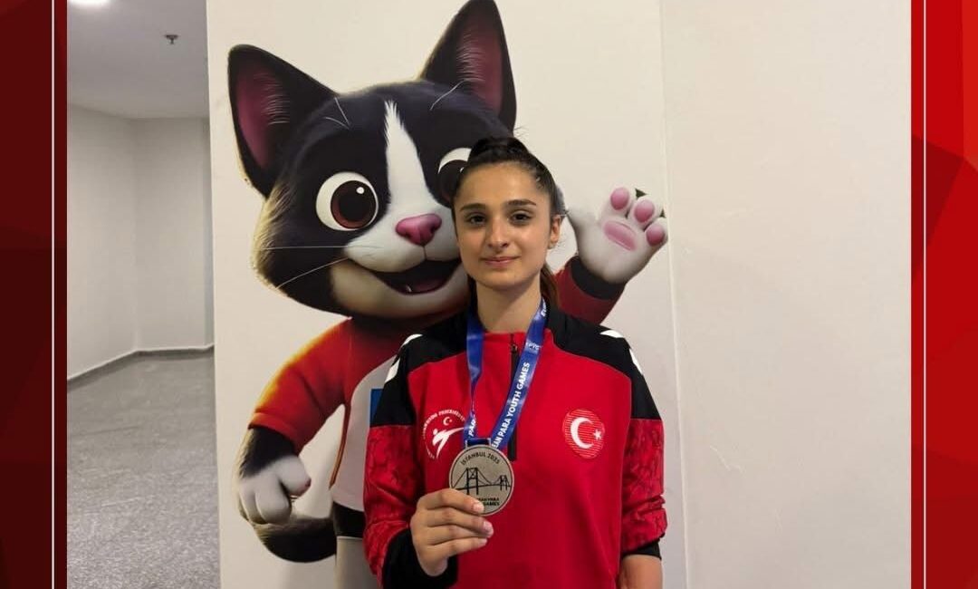 Yerköy’ün parlayan yıldızı Tuana Çelik, İstanbul’da düzenlenen Avrupa Paralimpik Gençlik