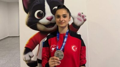 Yerköy’ün parlayan yıldızı Tuana Çelik, İstanbul’da düzenlenen Avrupa Paralimpik Gençlik