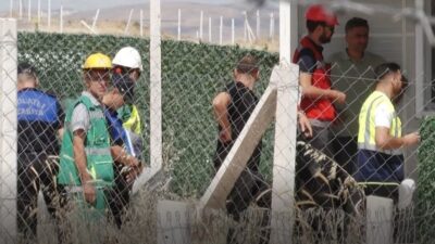 Polatlı'da hobi bahçelerinin yıkımına karşı çıkan köylüler ve tarla sahipleri