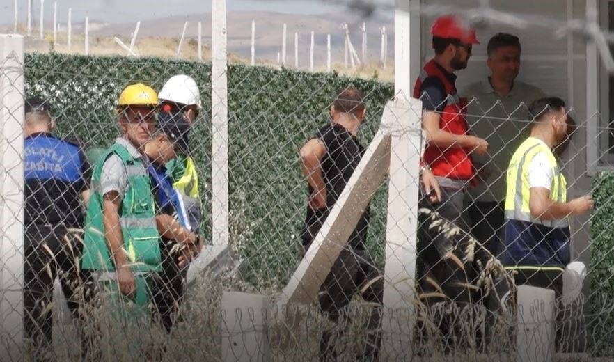 Polatlı’da hobi bahçelerinin yıkımı bahçe sahiplerince engellendi Polatlı'da hobi bahçelerinin yıkımına