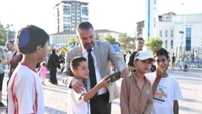 Pursaklar Belediyesi'nin düzenlediği 4. Çocuk Şenliği, ilçenin her mahallesinde çocuklara