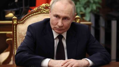 Rusya Devlet Başkanı Vladimir Putin, Ulaştırma Bakanı Roman Starovoit'i görevden