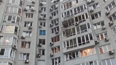 Rusya'nın Kiev'e düzenlediği hava saldırılarında 8 kişi yaralanırken, Ukrayna'nın hava