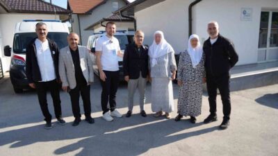 Bosna Hersek'teki Srebrenitsa'da Hatidza Mehemedovic Yaşlı Bakım Evi, savaşın izlerini