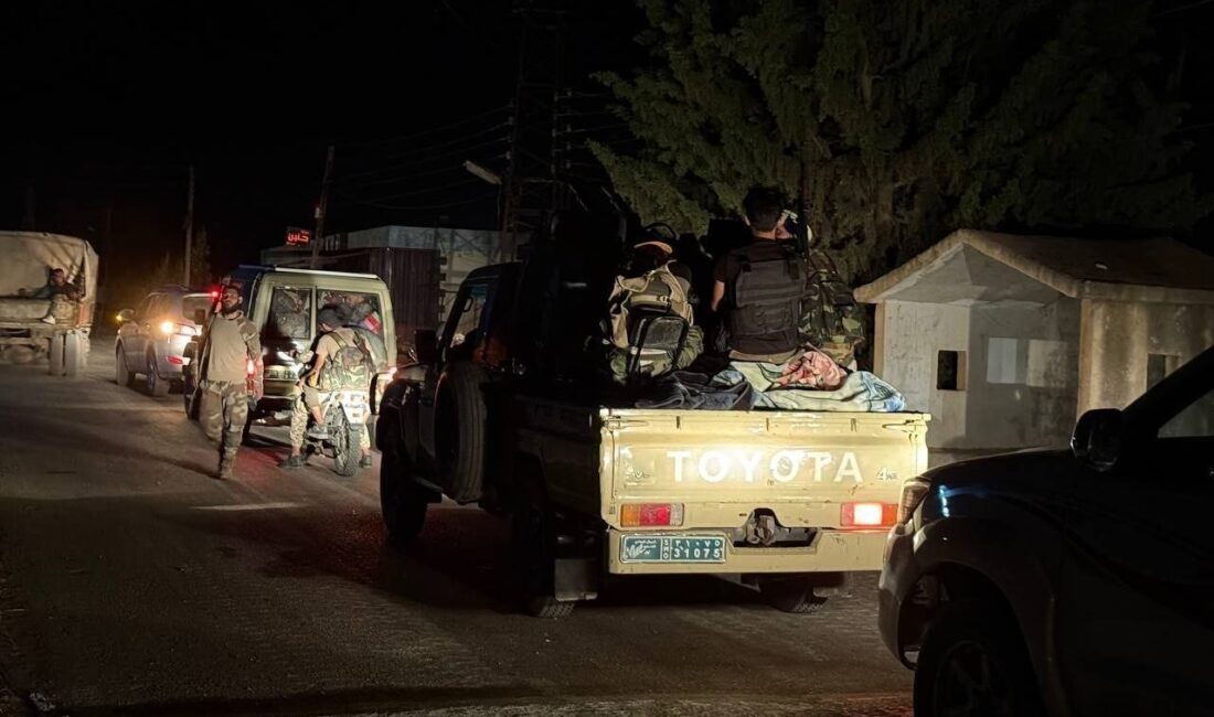 Suriye ordusuna bağlı birlikler, Süveyda kentinden çekilmeye başladı. Kentte başlayan