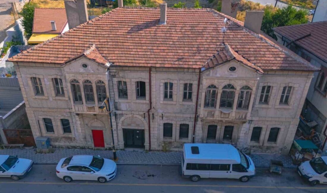 Akdağmadeni’nde tarihi Ziraat Bankası binasının restorasyon süreci, Belediye Başkanı Dr.