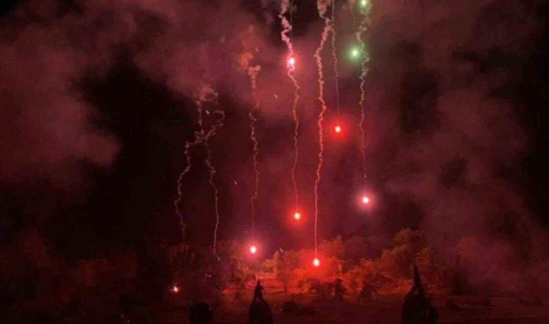 Tayland ile Kamboçya arasındaki çatışmalar ateşkese rağmen devam ediyor. Taraflar