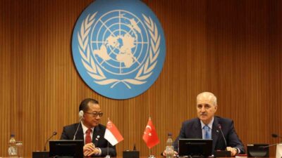 TBMM Başkanı Numan Kurtulmuş, Singapur Parlamentosu Başkanı Seah Kian Peng