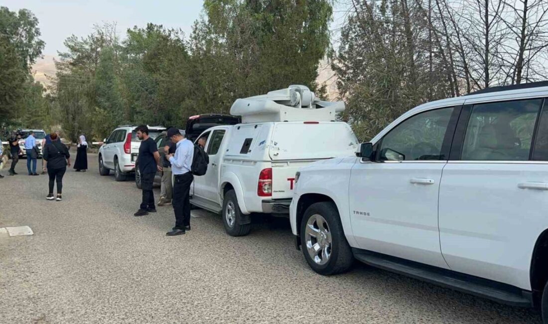 Terör örgütü PKK’nın silah bırakacağı eylemi birçok ülkeden yüzlerce basın mensubu takip ediyor PKK, Süleymaniye'de silah bırakma