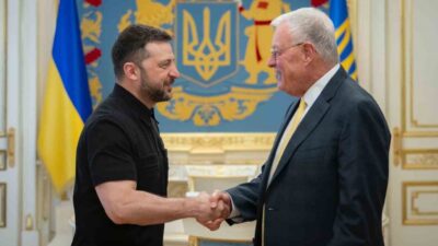 Ukrayna Devlet Başkanı Zelenskiy, ABD Temsilcisi Kellogg ile verimli bir