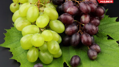 Yaz mevsiminin gözdesi üzüm, yalnızca lezzetiyle değil, içerdiği vitaminler, mineraller