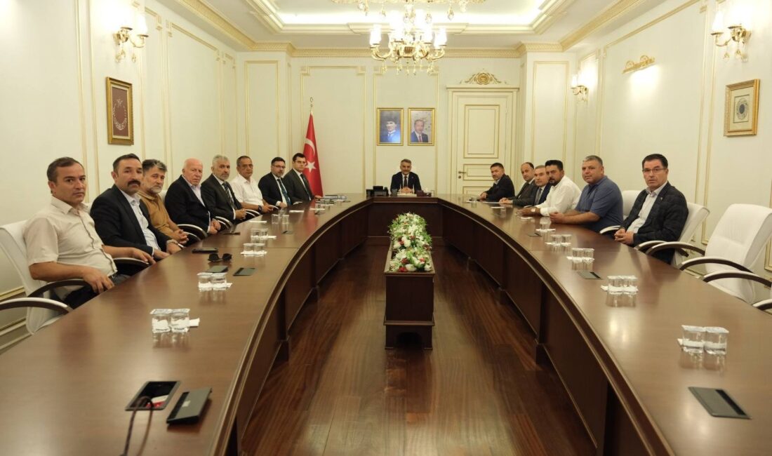 Yozgat Valisi Mehmet Ali Özkan başkanlığında düzenlenen Yerköy Jeotermal Sera